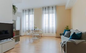 The Best Rent - Bright One-Bedroom Apartment In Corso Vittorio Emanuele II