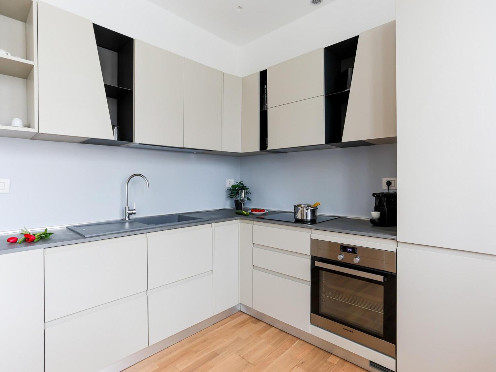 The Best Rent - Bright One-Bedroom Apartment In Corso Vittorio Emanuele II Milano Esterno foto