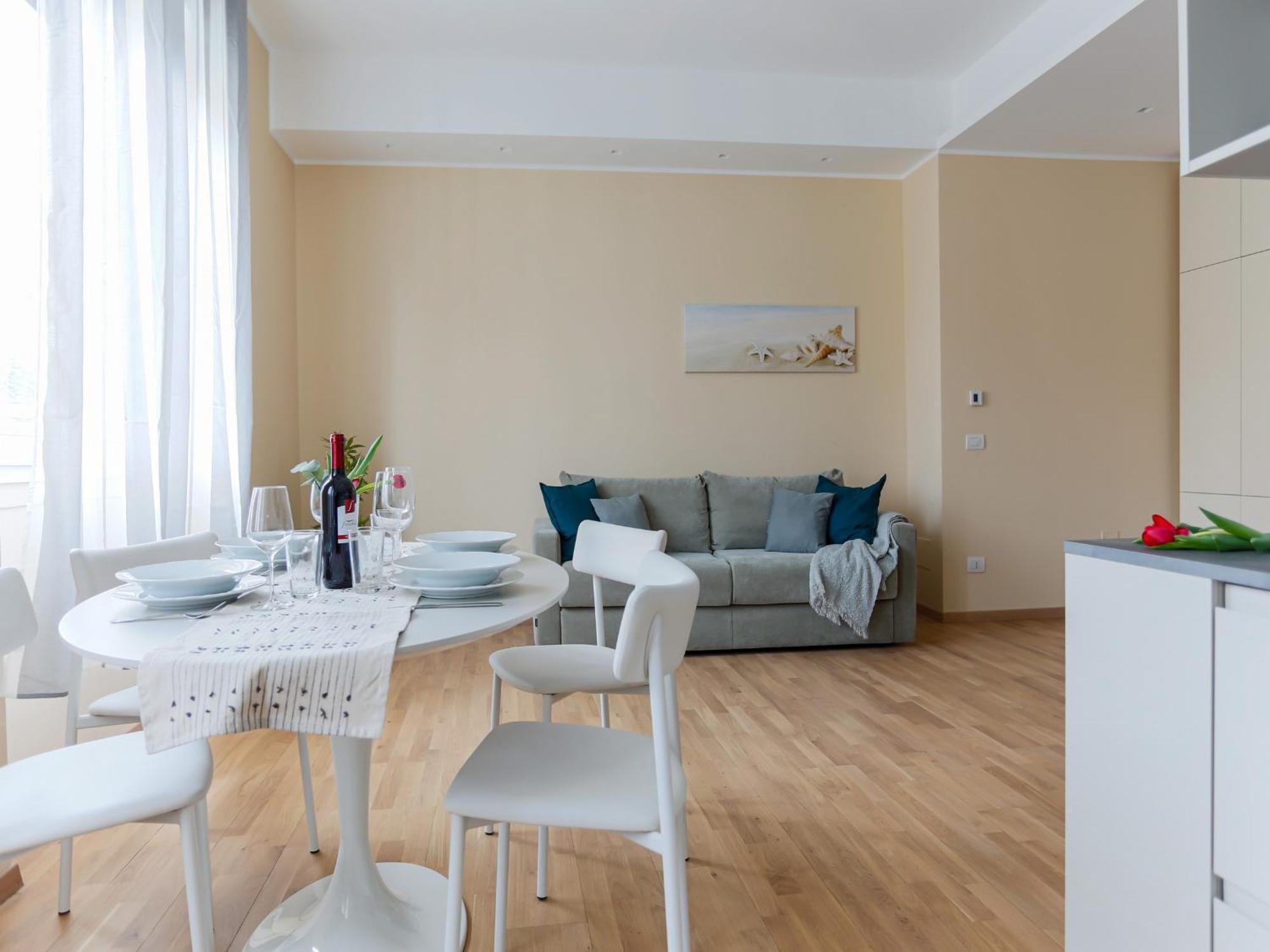 The Best Rent - Bright One-Bedroom Apartment In Corso Vittorio Emanuele II Milano Esterno foto